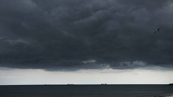 Thunderstorm warning issued for three counties