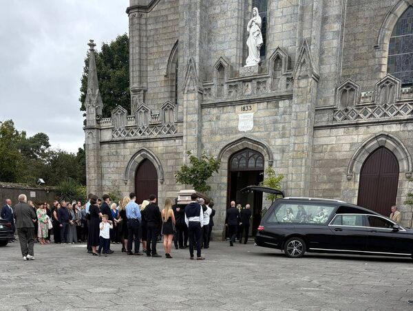 Mourners gather at Carlow Catherdal Mourners gather at Carlow Catherdal