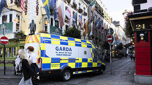 English tourist (40s) in critical condition after assault in Dublin's Temple Bar English tourist (40s) in critical condition after assault in Dublin's Temple Bar