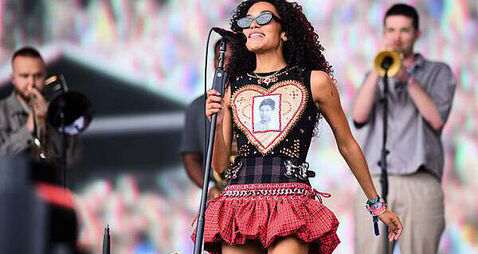 Olivia Dean announces show at Dublin's Fairview Park