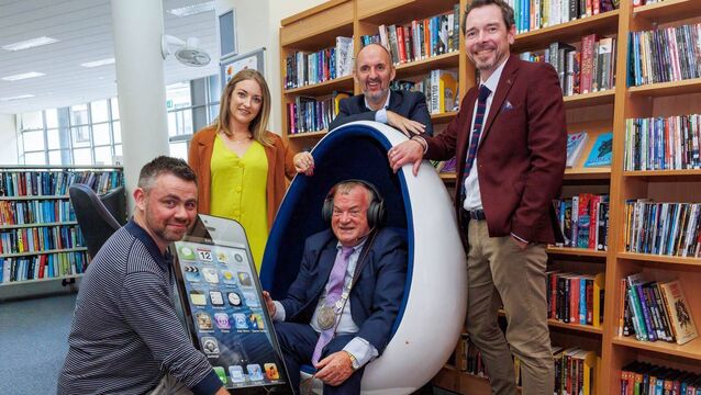 <p>Alan Swan, Caitriona Roberts, cllr Ken Murnane , Kieran Comerford and John Shortall Photo: Michael O’Rourke Photography</p>