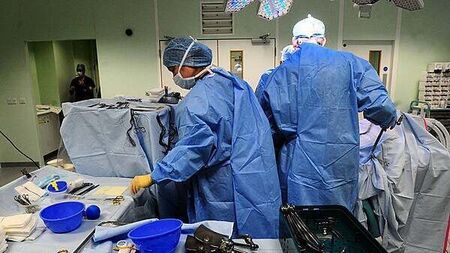 Women suffer with more extreme distress during cancer diagnosis than men, data shows