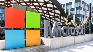 Microsoft reporting widespread issue with Outlook Microsoft reporting widespread issue with Outlook