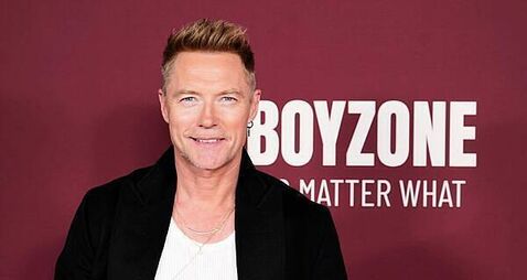 Ronan Keating brings out Bryan Adams during Radio 2 in the Park set