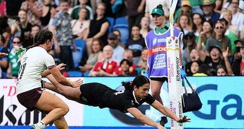 Braxton Sorensen-McGee scores hat-trick as World Cup holders NZ thrash Ireland