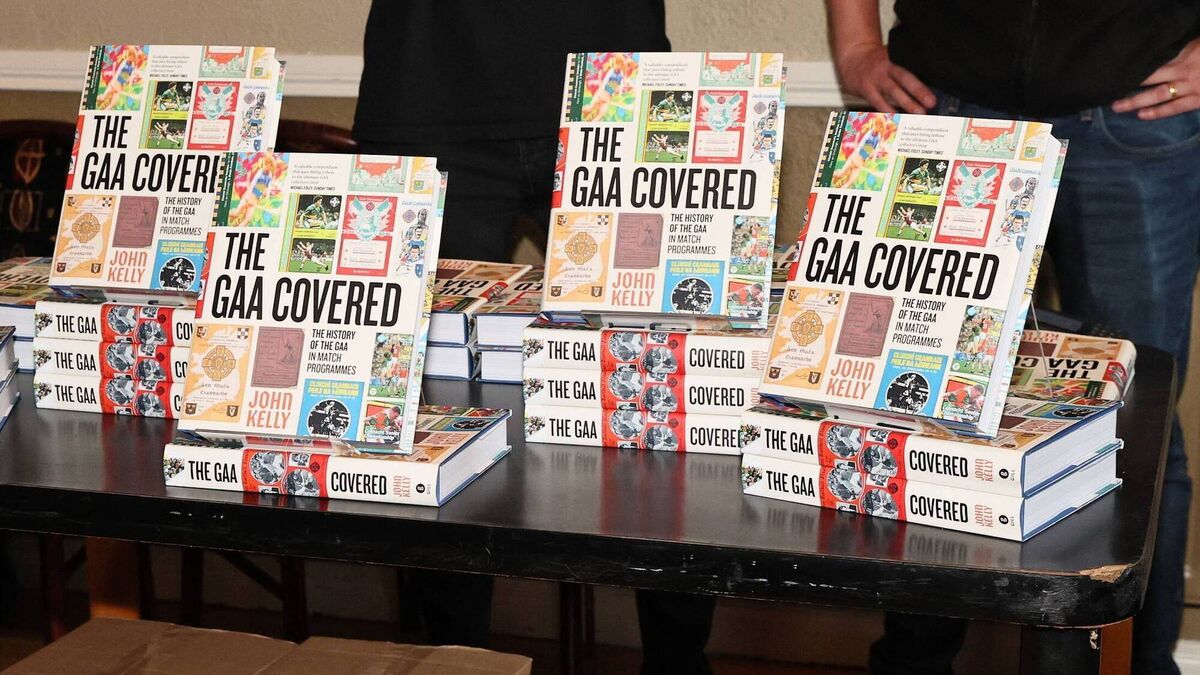 "Programmes of the games, programmes!"