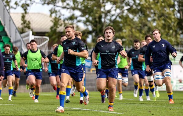 Leinster players warm up ahead of their pre-season friendly with Cardiff at Tallaght Stadium, Dublin. Photo ©INPHO/Dan Clohessy Leinster players warm up ahead of their pre-season friendly with Cardiff at Tallaght Stadium, Dublin. Photo ©INPHO/Dan Clohessy