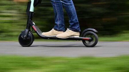 Warning issued after 'cluster' of e-scooter accidents involving teens who got them for Christmas