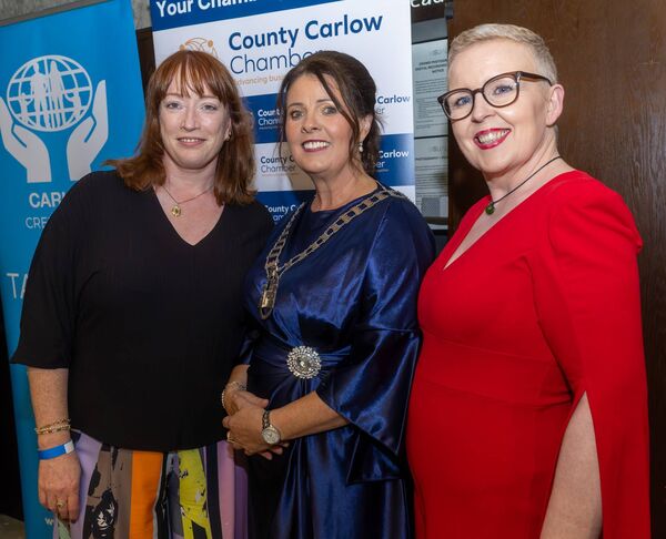 Norah Ryan (President County Carlow Chamber of Commerce), Anna Deering and Ollie Lydon Norah Ryan (President County Carlow Chamber of Commerce), Anna Deering and Ollie Lydon