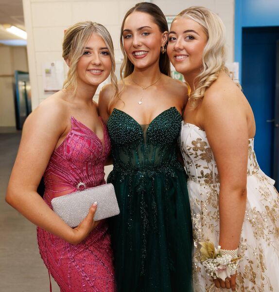 Áine Farrell, Lilly Roche and Ella Davis