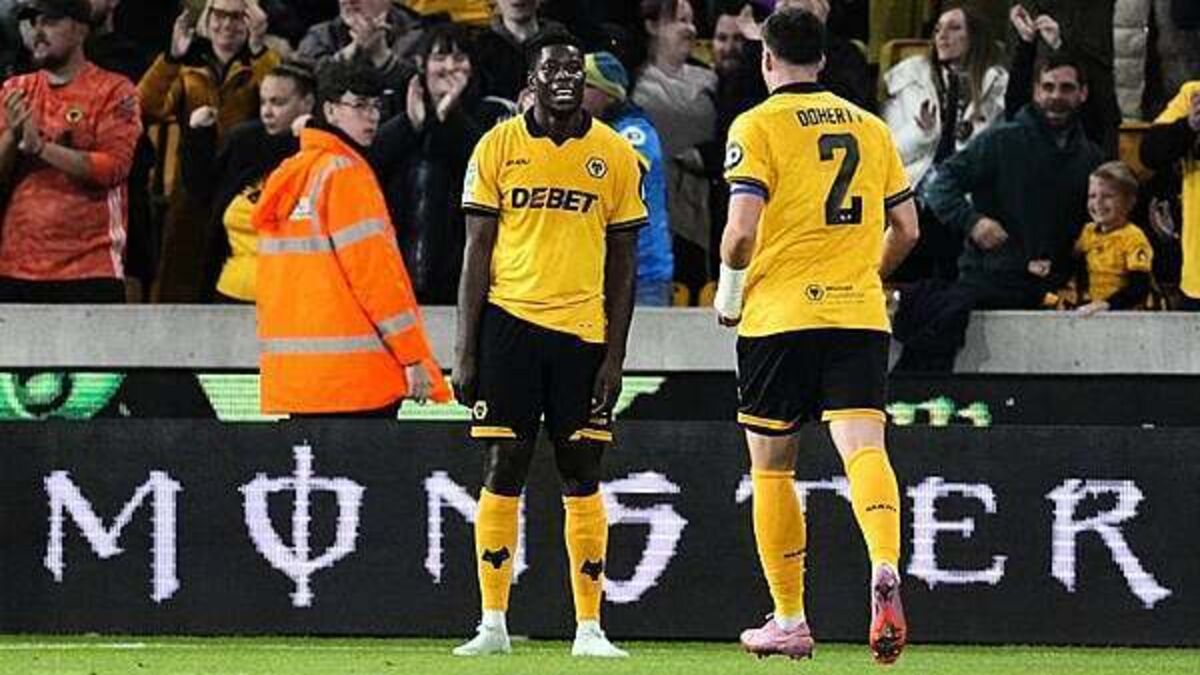 Wolves brush off winless league record to beat Everton in the Carabao Cup