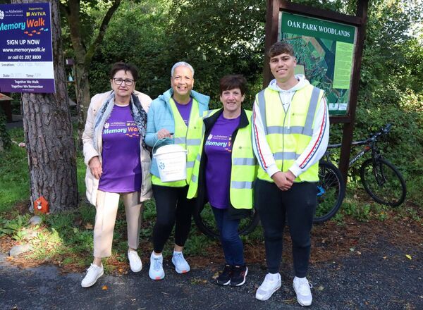 Brenda, Natasha, Bernie and Luke all set to go on the Memory Walk