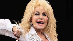 Dolly Parton’s sister ‘up all night praying’ as singer battles health problems