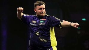 Luke Littler wins in straight sets despite historic Gian van Veen performance