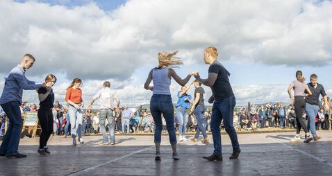 Castledermot serves up vibrant vintage day