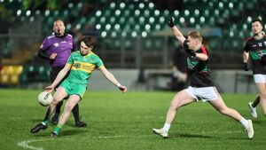 Cocks dig deep to hold off battling Kilbride and reach Junior 'A' final