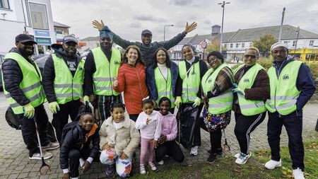 Nigerian community join with Carlow Tidy Towns to celebrate national holiday