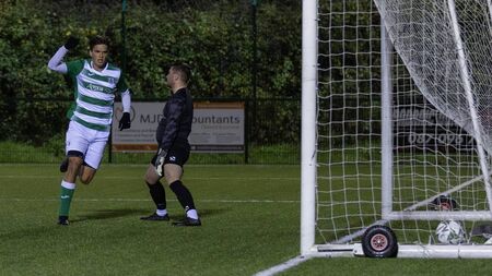 Reigning champions in trouble after draw with local rivals 