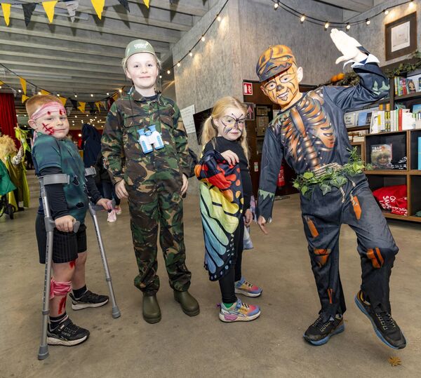 Andy, Kate, Stella and Ollie Ryan were pictured at the Samhain Festival ‘Family Fun Day’ in Visual. Pic: © Michael O’Rourke Photography Andy, Kate, Stella and Ollie Ryan were pictured at the Samhain Festival ‘Family Fun Day’ in Visual. Pic: © Michael O’Rourke Photography