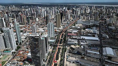 Brazilian cab driver rents apartment to Ireland's Ambassador to Brazil during COP30