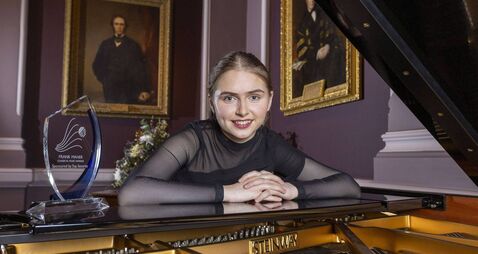 Tullow student Clare is a prodigy on the ivories 