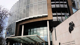 Man (22) jailed for rape of two very young girls he met on Snapchat Man (22) jailed for rape of two very young girls he met on Snapchat