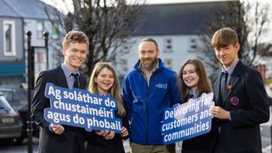 <p>Ian Furlong, programme manager, Uisce Éireann with students from Tullow Community School; Ódhran Maxwell, Katie Byrne, Zoe Brady and Joshua Blackburn Photo:Naoise Culhane</p>