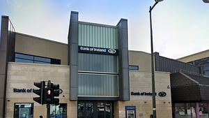 Man (40s) arrested in connection with bank robbery in Cork