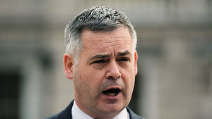 Simon Harris and Pearse Doherty row over fuel poverty amid cold snap