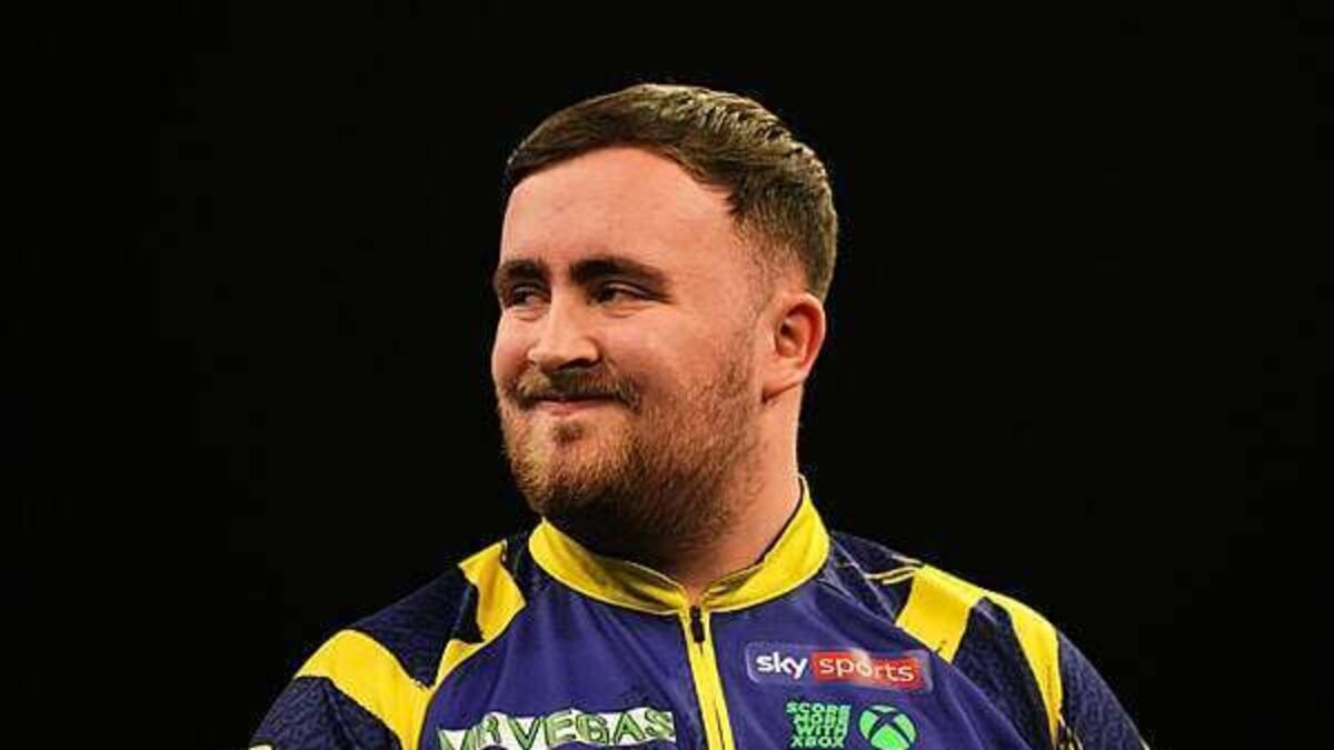 Luke Littler beats Chris Dobey to keep Players Championship title dream alive