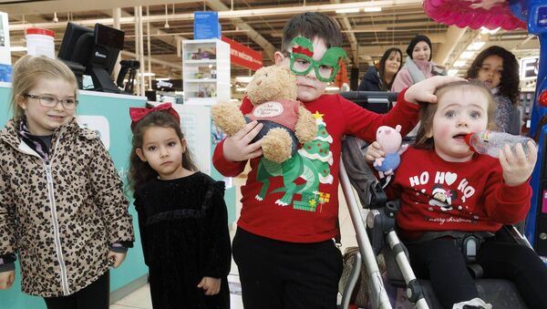 Ailbhe White, Raniaa Rabiai and Jamie and Ellie Hennessy were pictured in the Fairgreen Shopping Centre as they wait the arrival of Santa Claus