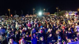 Christmas season kicks off with spectacular fireworks show