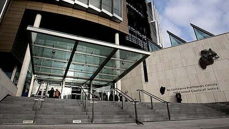 Man (28) who punched and kicked girlfriend on the head and body jailed for one year