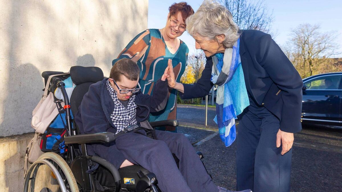President Connolly meets family carers during first official visit to Carlow