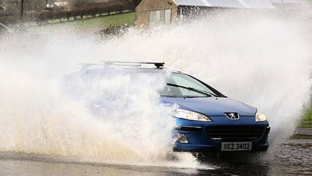 Warning for drivers as Met Éireann issues orange rain alert
