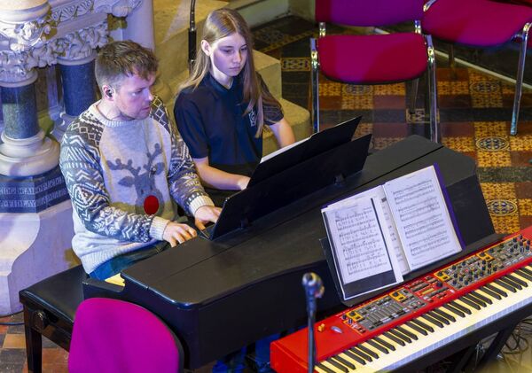 Eva Bogdan accompanied by Brian Kehoe perform a Christmas Medley at the Carlow College of Music Concert in St. Mary’s Church, Carlow. Pic: © Michael O’Rourke Photography