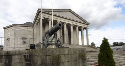 Sentenced to 21 months for theft from shops and Askea church 