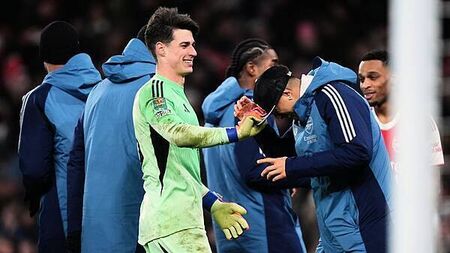 Arsenal into Carabao Cup semi-finals after marathon shoot-out win