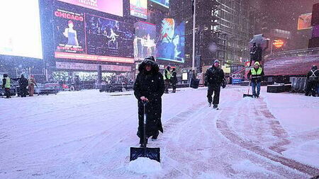 Flights from Ireland to US east coast could face delays due to heavy snow