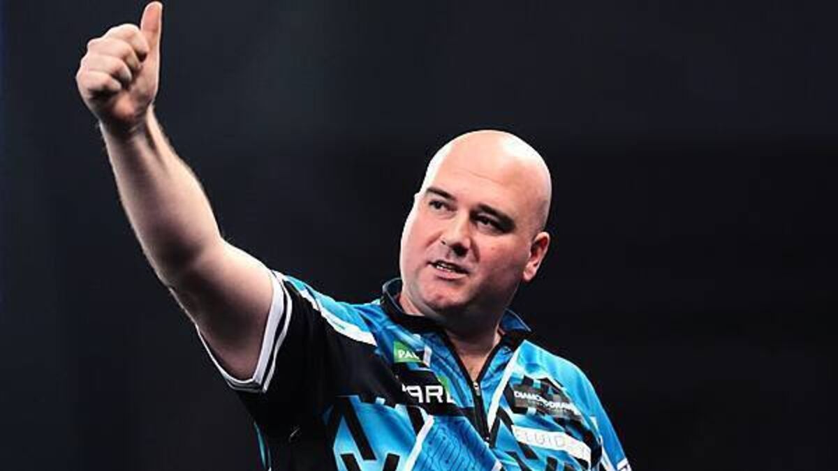 Rob Cross thrashes Damon Heta to set up Luke Littler showdown in last 16