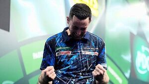 Luke Humphries survives scare as he reaches last 16 at World Championship