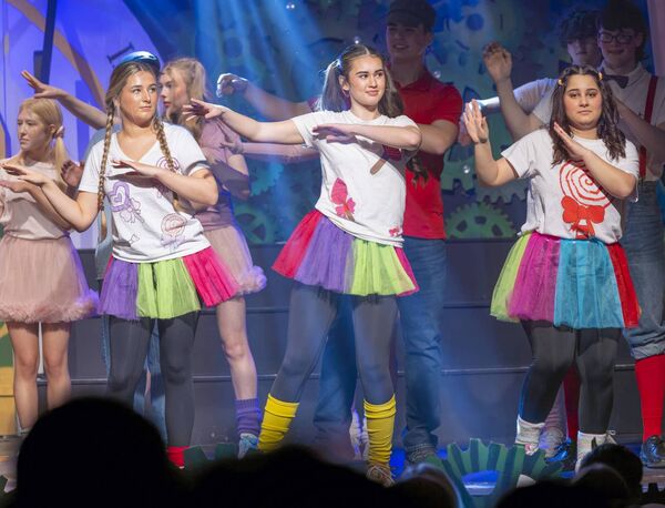 The dance pieces were expertly choreographed 