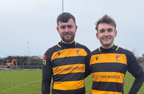 Clinical Carlow cruise past Clondalkin in nine-try thriller