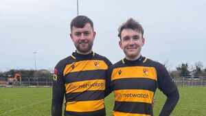 Clinical Carlow cruise past Clondalkin in nine-try thriller