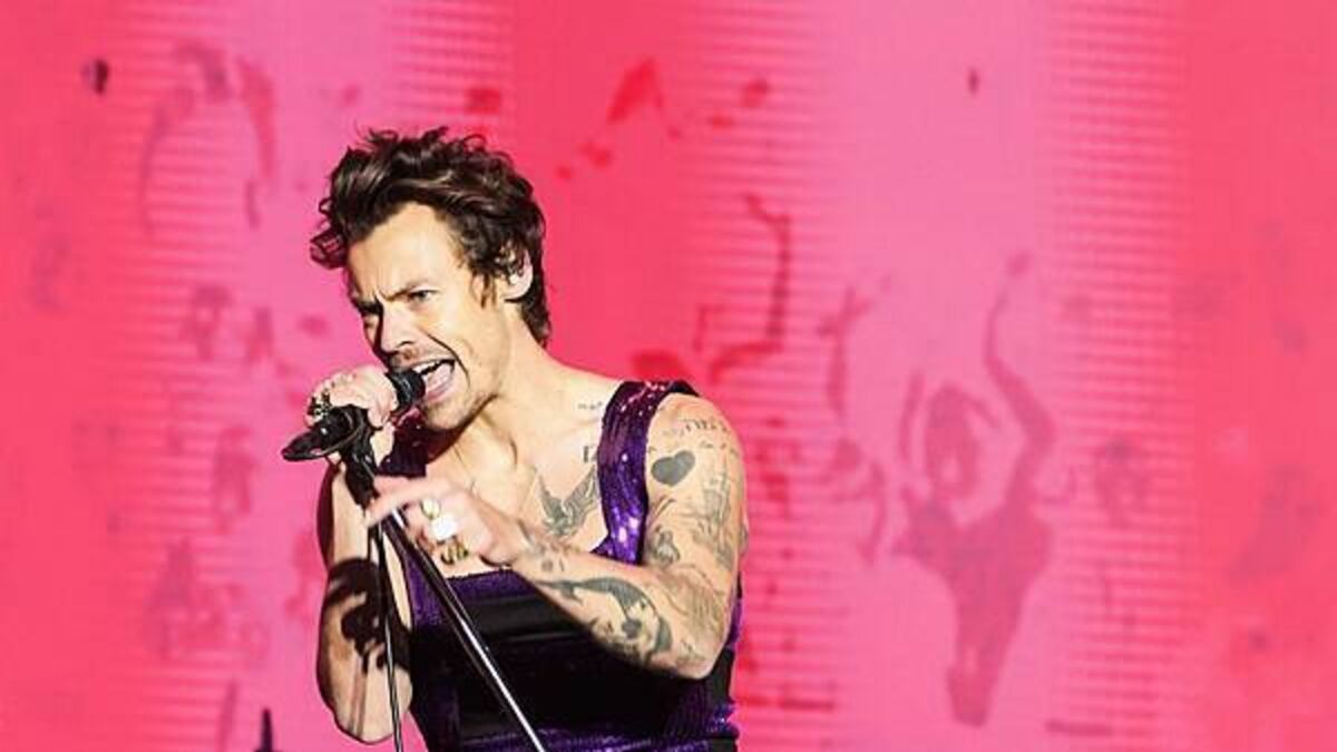 Former One Direction star Harry Styles announces tour including six Wembley gigs