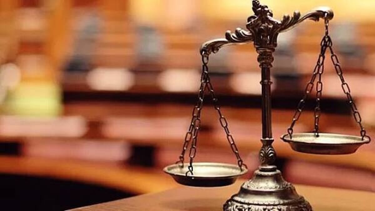 Man who hit garda while trying to escape on stolen motorbike is jailed