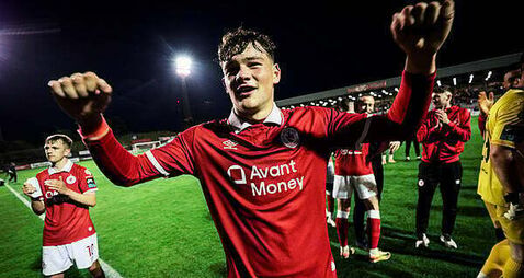 Owen Elding completes move to Hibernian from Sligo Rovers