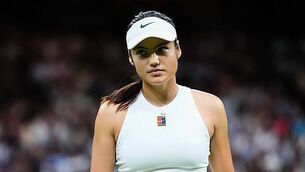 Anthony Joshua says he will do ‘what is right’ after death of close friends Anthony Joshua says he will do ‘what is right’ after death of close friends