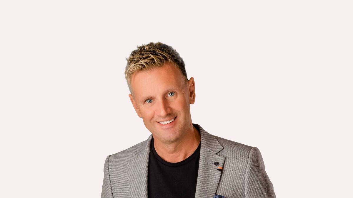 Mike Denver Brings High-Energy Live Show to Carlow