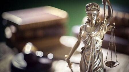 Man was carrying iron bar in Tullow town ‘for protection’